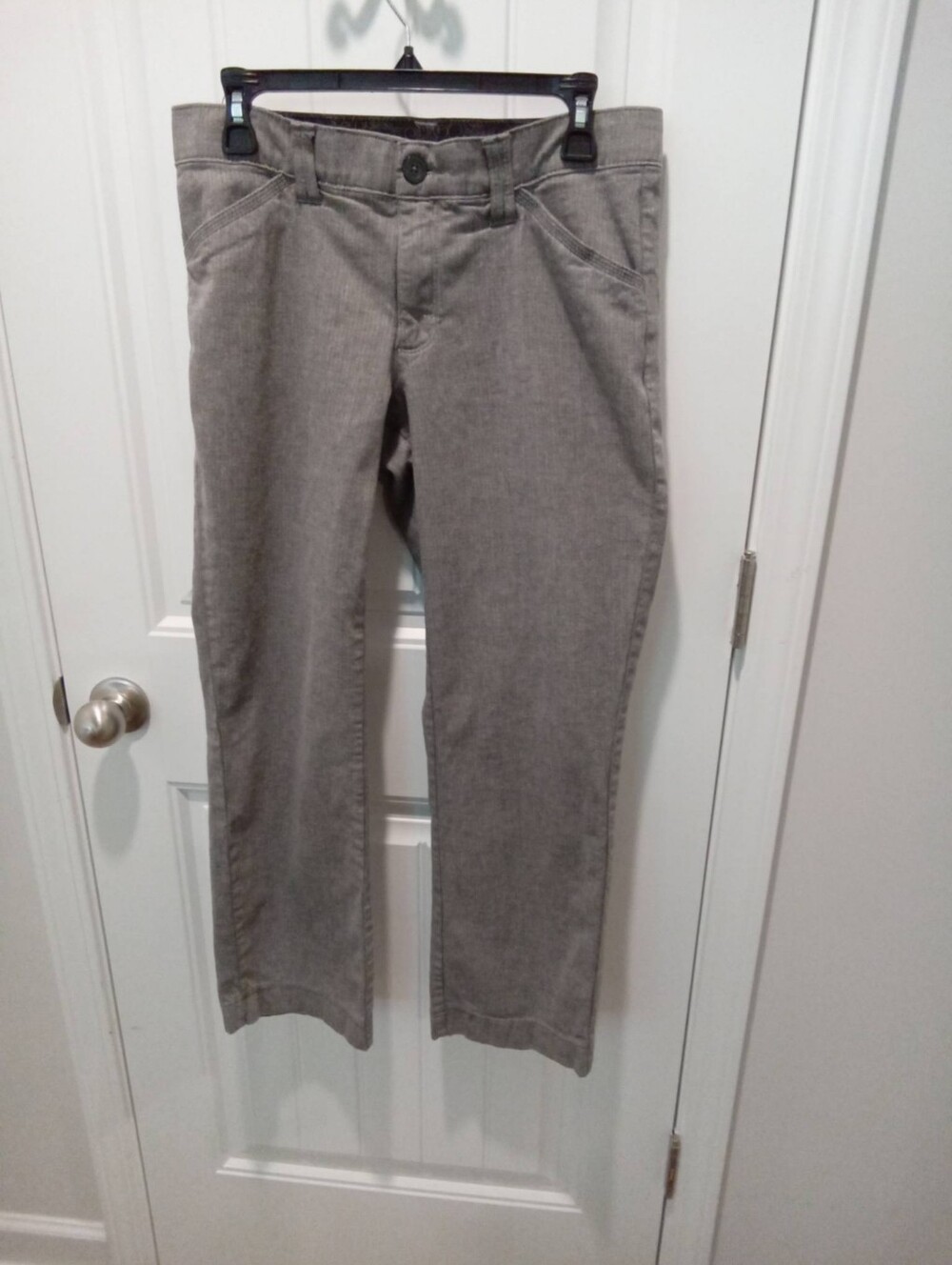 Lee Comfort Stretch Waistband Size 8 Gray Denim Trousers 28.5" Inseam 16" Waist